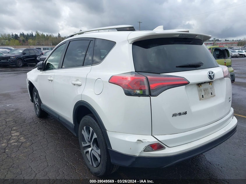 2016 TOYOTA RAV4 LE - JTMBFREV2GJ096377
