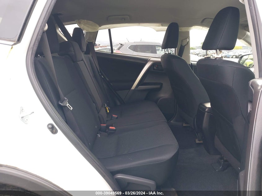 2016 TOYOTA RAV4 LE - JTMBFREV2GJ096377