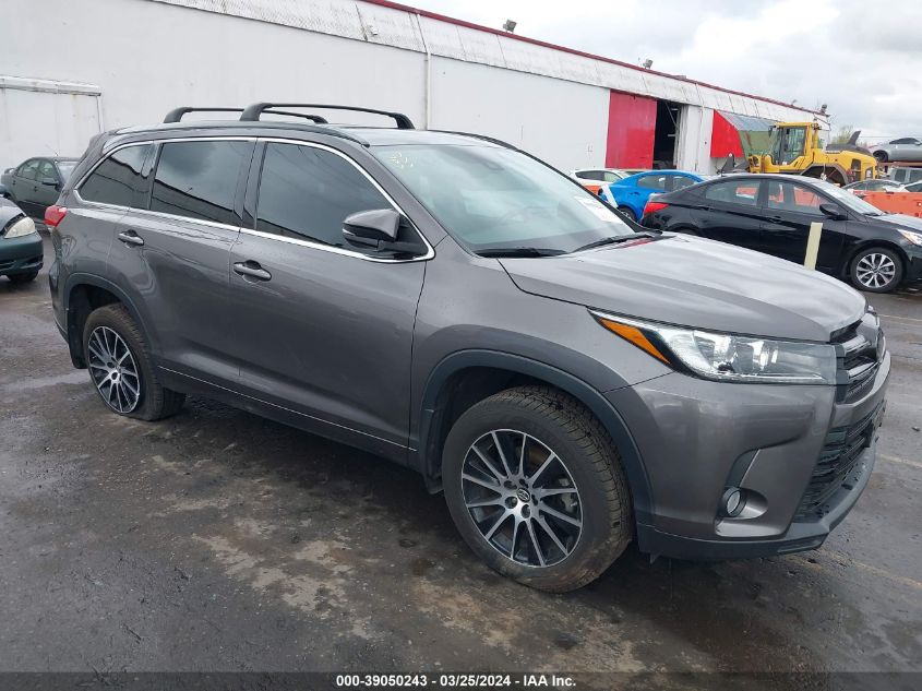 2017 TOYOTA HIGHLANDER SE - 5TDJZRFH2HS405748