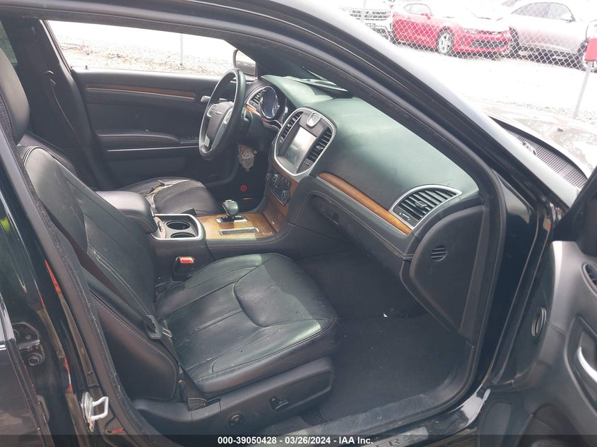 2013 Chrysler 300C John Varvatos Luxury Edition VIN: 2C3CCADG6DH703397 Lot: 39050428