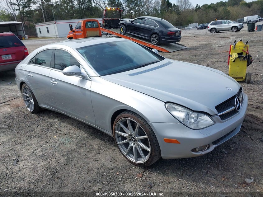 2008 Mercedes-Benz Cls 550 VIN: WDDDJ72XX8A119249 Lot: 39050739