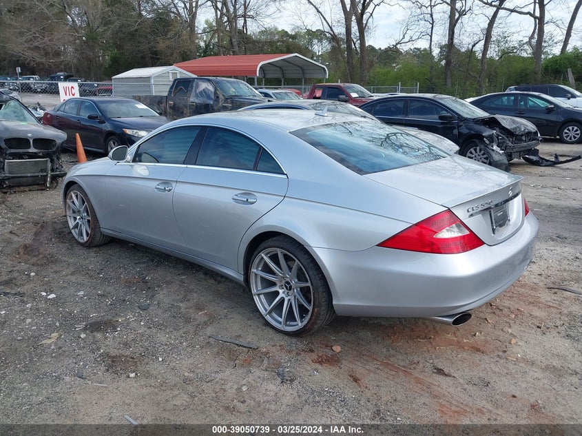 2008 Mercedes-Benz Cls 550 VIN: WDDDJ72XX8A119249 Lot: 39050739