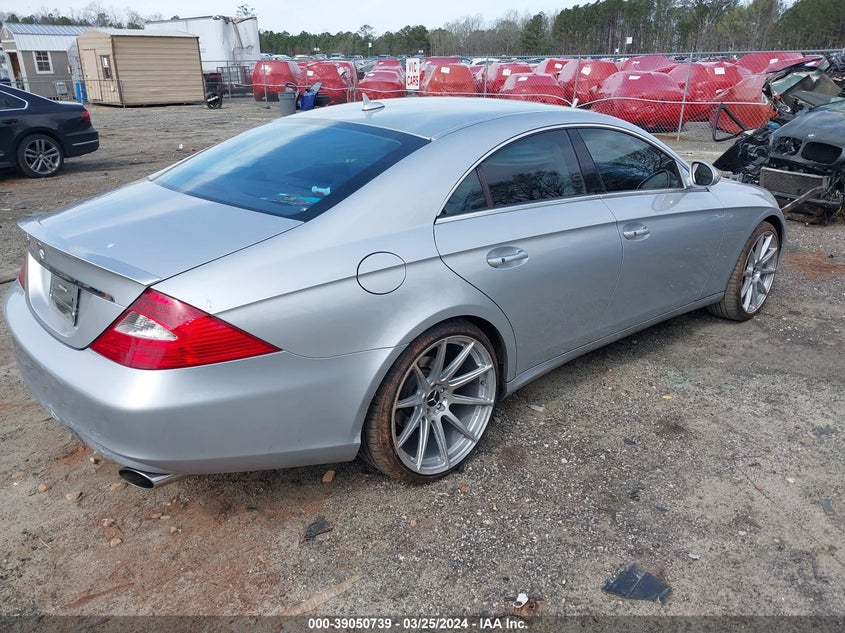2008 Mercedes-Benz Cls 550 VIN: WDDDJ72XX8A119249 Lot: 39050739
