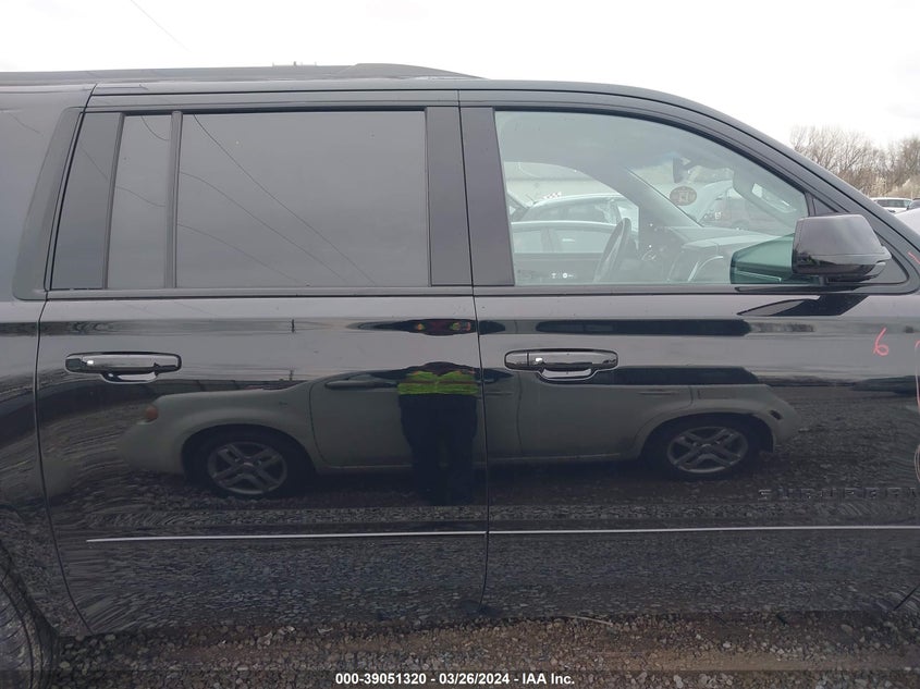 2018 CHEVROLET SUBURBAN K1500 PREMIER - 1GNSKJKC8JR397719