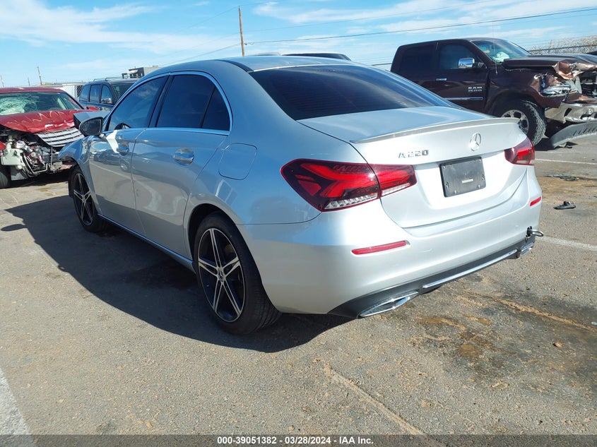 2021 Mercedes-Benz A 220 VIN: W1K3G4EB9MJ316853 Lot: 39051382