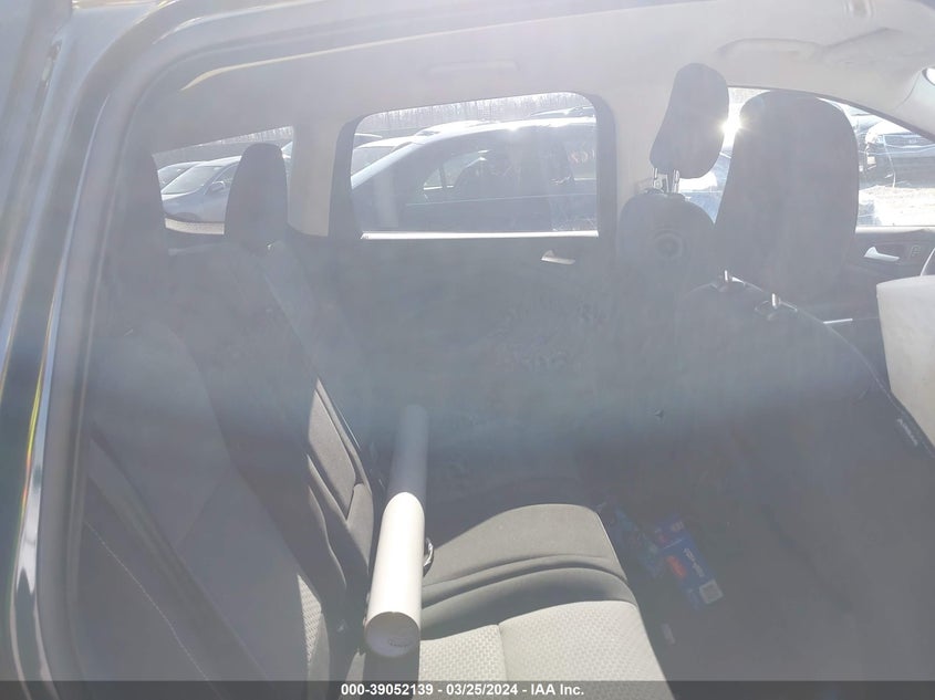 VIN 1FMCU9GD2KUA66717 2019 FORD ESCAPE SE