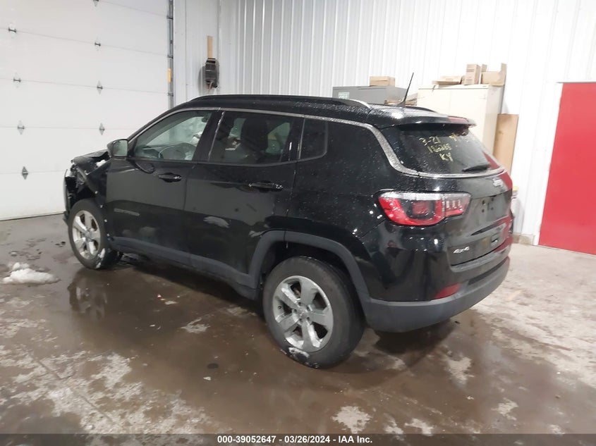 VIN 3C4NJDBBXHT692887 2017 JEEP NEW COMPASS LATITUDE 4X4