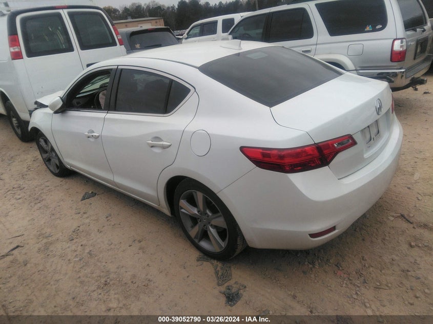 2014 Acura Ilx 2.0L VIN: 19VDE1F33EE010636 Lot: 39052790