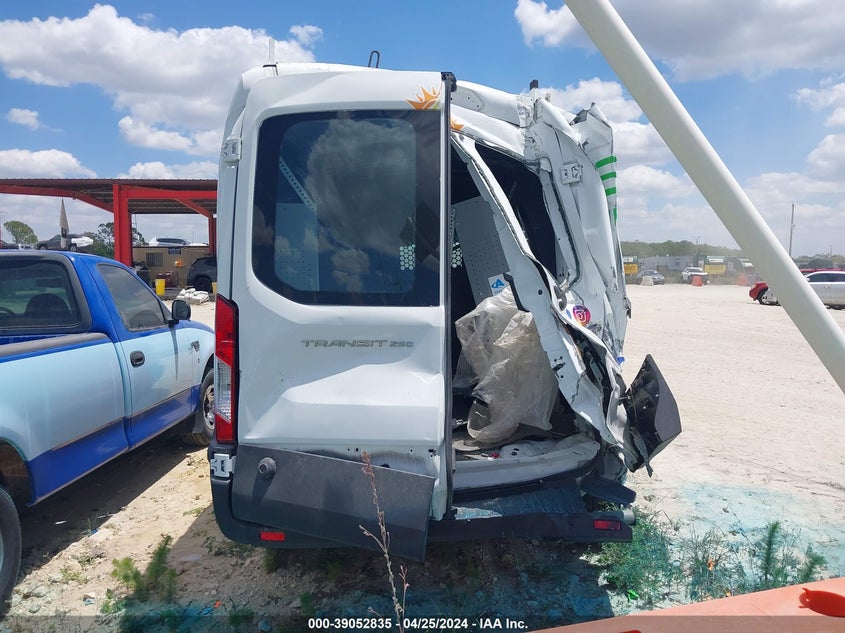 2020 Ford Transit-250 VIN: 1FTBR1C81LKA60044 Lot: 39052835