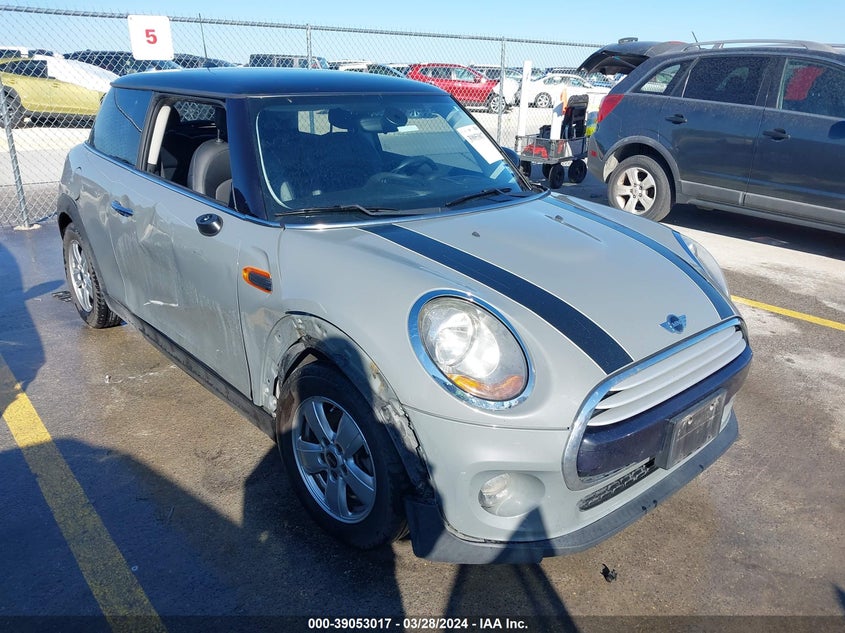2015 Mini Hardtop Cooper VIN: WMWXM5C53FT940806 Lot: 39053017