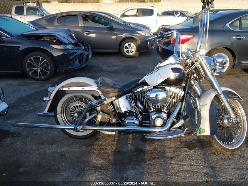 2011 HARLEY-DAVIDSON FLSTN - 1HD1JD538BB040487