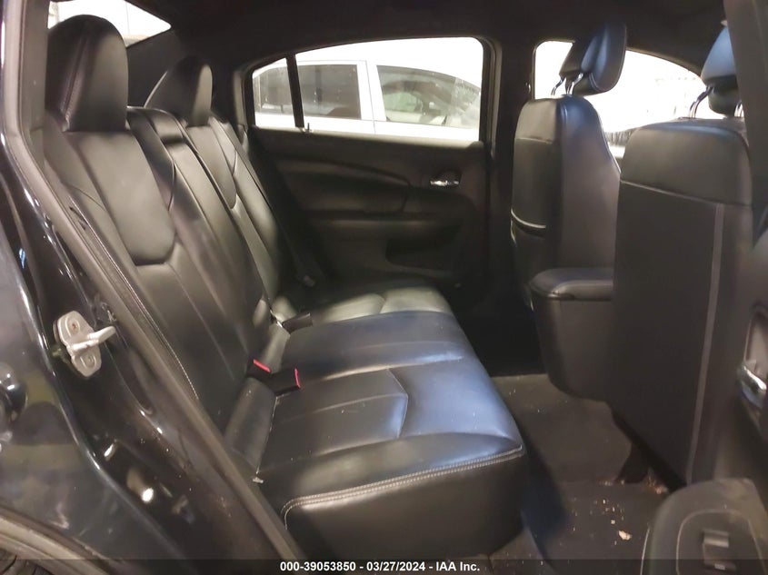 2011 CHRYSLER 200 VIN: 1C3BC2FB9BN582257