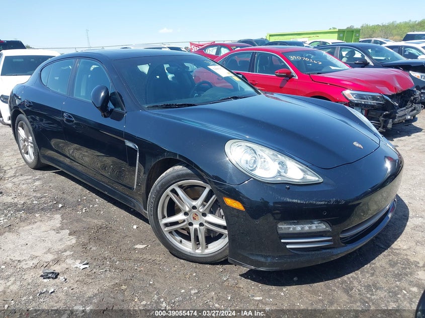 2013 PORSCHE PANAMERA 2/4 - WP0AA2A79DL017456