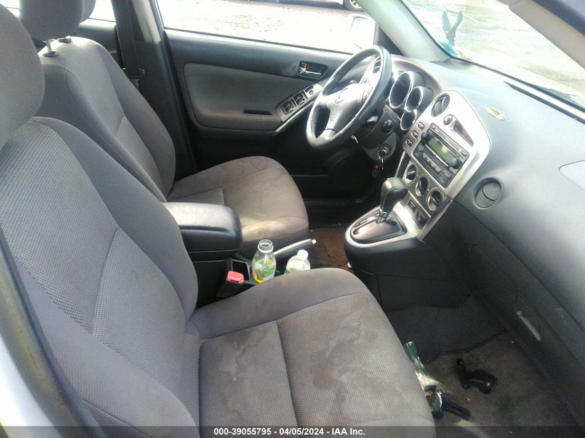 2008 Toyota Matrix Xr VIN: 2T1KR30E18C697742 Lot: 39055795