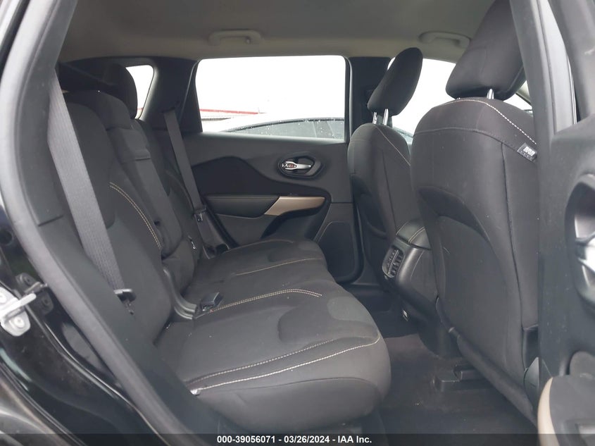 VIN 1C4PJLCB0HW573399 2017 JEEP CHEROKEE LATITUDE FWD