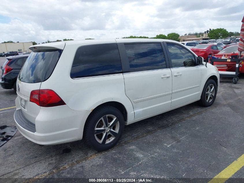 2V4RW3D11AR407803 2010 Volkswagen Routan Se