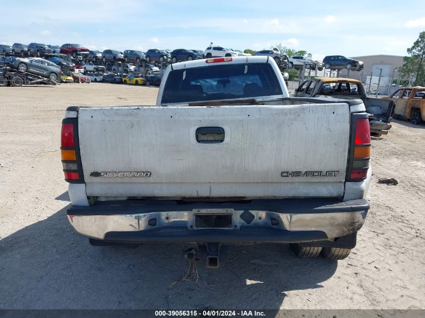 2005 Chevrolet Silverado 3500 Ls VIN: 1GCJK33215F909348 Lot: 39056315