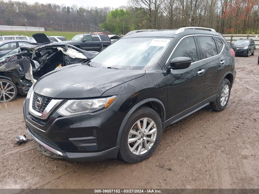 VIN KNMAT2MT7JP520491 2018 NISSAN ROGUE SV