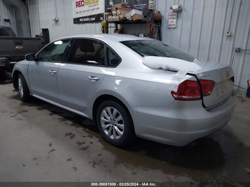 2013 Volkswagen Passat 2.5L S VIN: 1VWAP7A39DC006432 Lot: 39057808