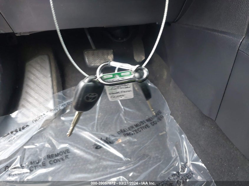 2017 TOYOTA COROLLA LE - 2T1BURHE5HC919396