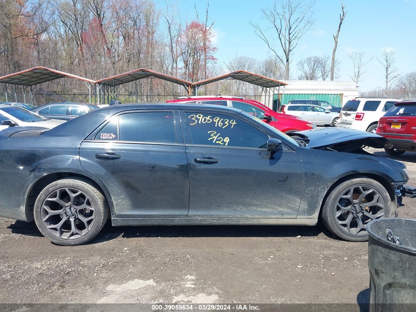 VIN 2C3CCABG3KH617917 2019 CHRYSLER 300 300S