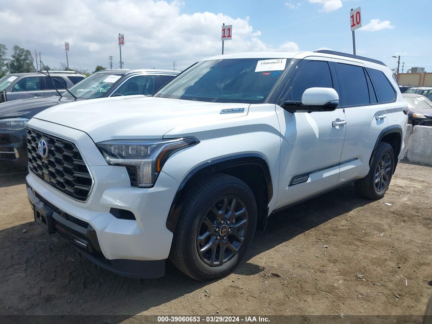 2023 Toyota Sequoia Platinum VIN: 7SVAAABA3PX004287 Lot: 39060653