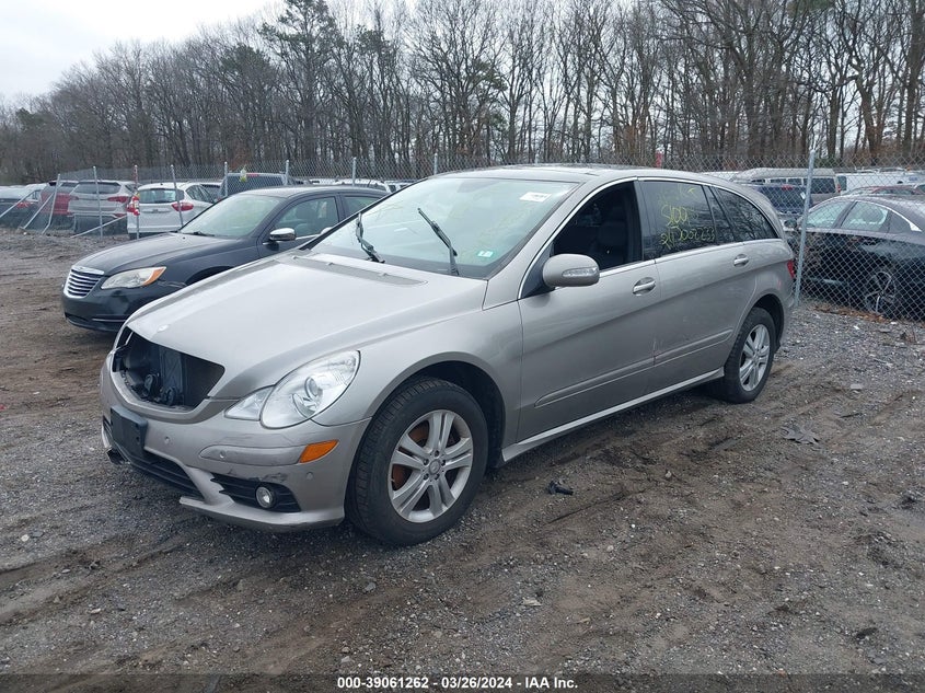 2008 Mercedes-Benz R 350 4Matic VIN: 4JGCB65E88A078235 Lot: 39061262