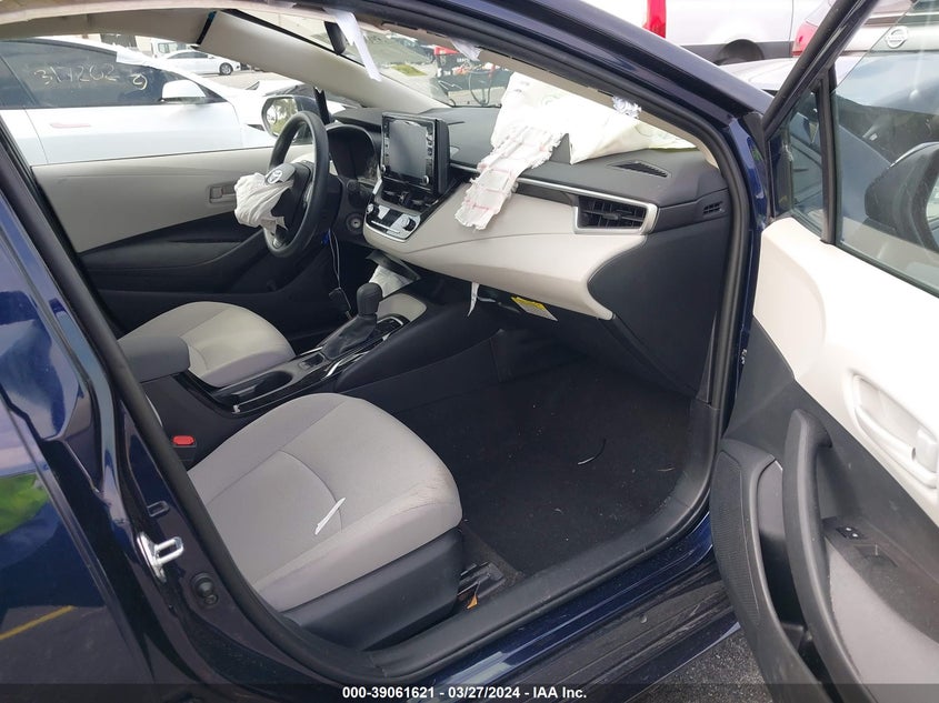 VIN 5YFEPMAE2NP332330 2022 TOYOTA COROLLA LE