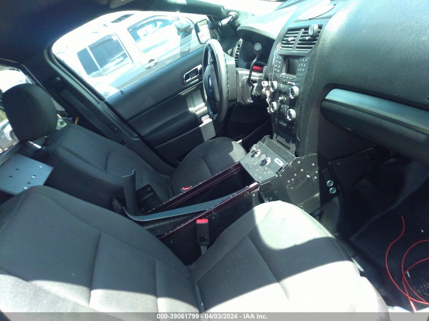 VIN 1FM5K8AR4KGA28496 2019 FORD POLICE INTERCEPTOR UTILITY