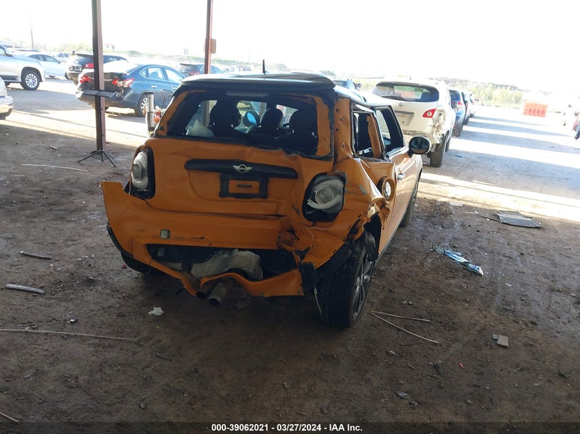 2018 Mini Hardtop Cooper S VIN: WMWXP7C5XJ3B95275 Lot: 39062021