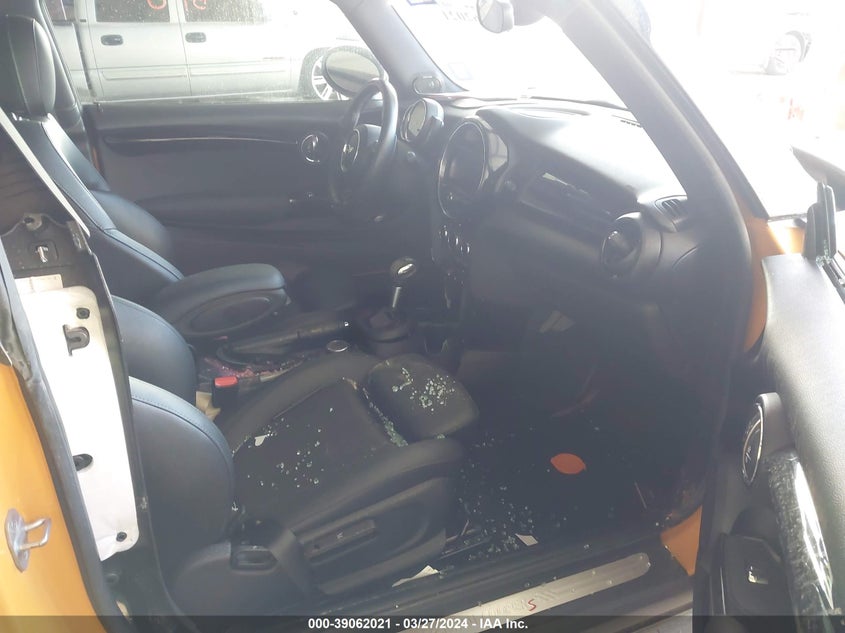 2018 Mini Hardtop Cooper S VIN: WMWXP7C5XJ3B95275 Lot: 39062021