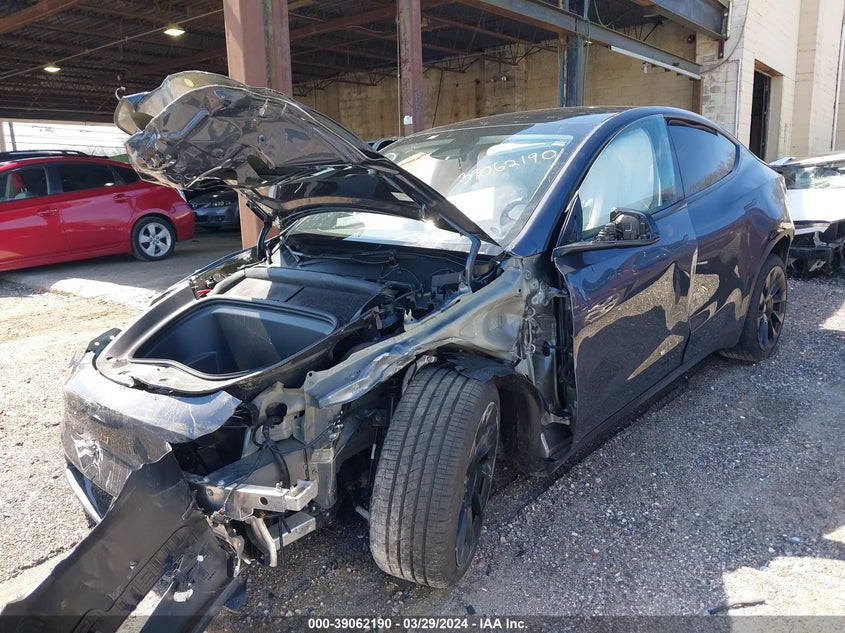 VIN 7SAYGDEE7PA209693 2023 TESLA MODEL Y