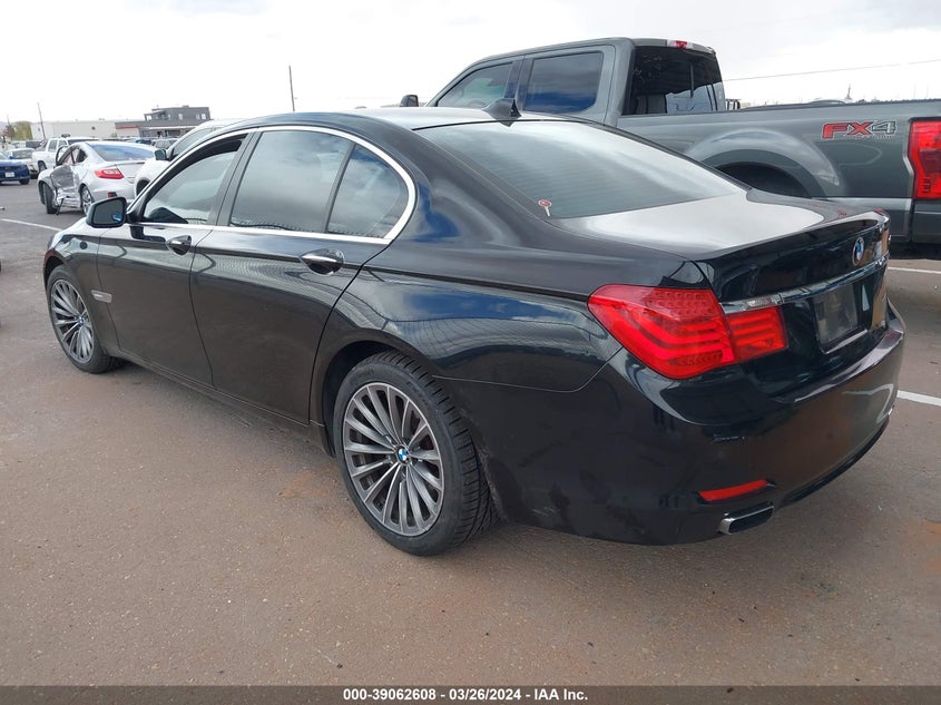 2012 BMW 740I VIN: WBAKA4C54CDS99250 Lot: 39062608