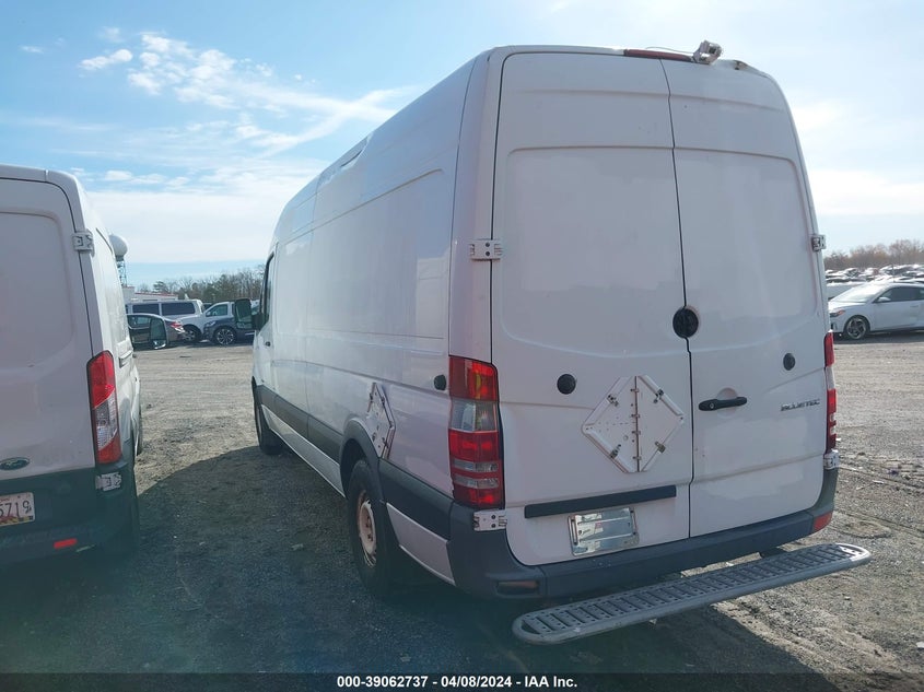 2014 Mercedes-Benz Sprinter 2500 High Roof VIN: WD3PE8DE3E5824924 Lot: 39062737
