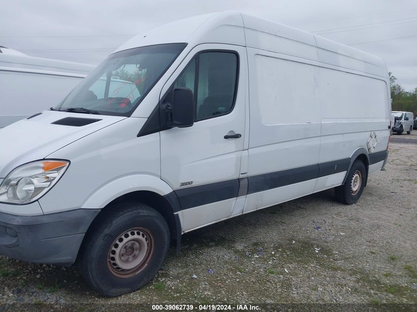 2012 Mercedes-Benz Sprinter 2500 High Roof VIN: WD3PE8CB6C5702417 Lot: 39062739