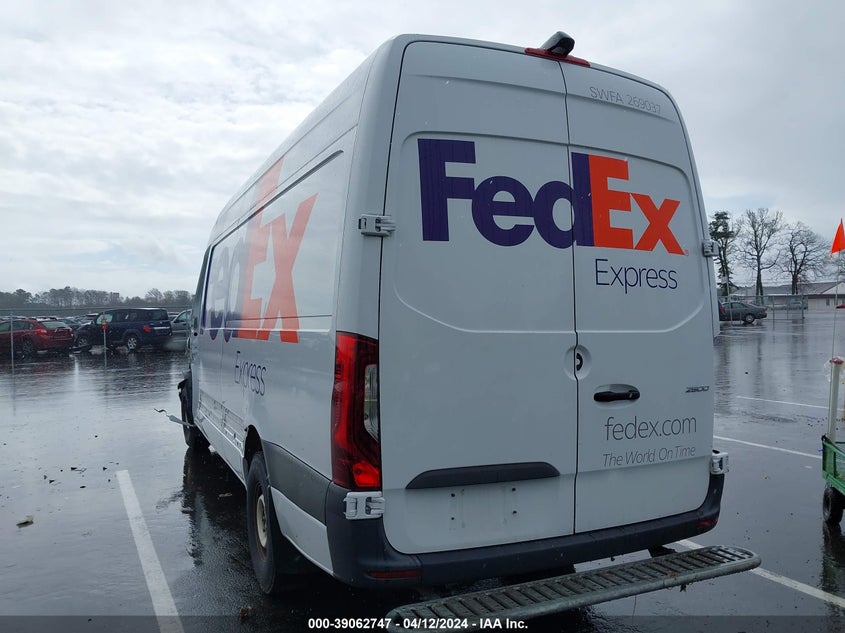 2021 MERCEDES-BENZ SPRINTER 2500 HIGH ROOF I4 DIESEL VIN: W1Y4DCHY2MT062338