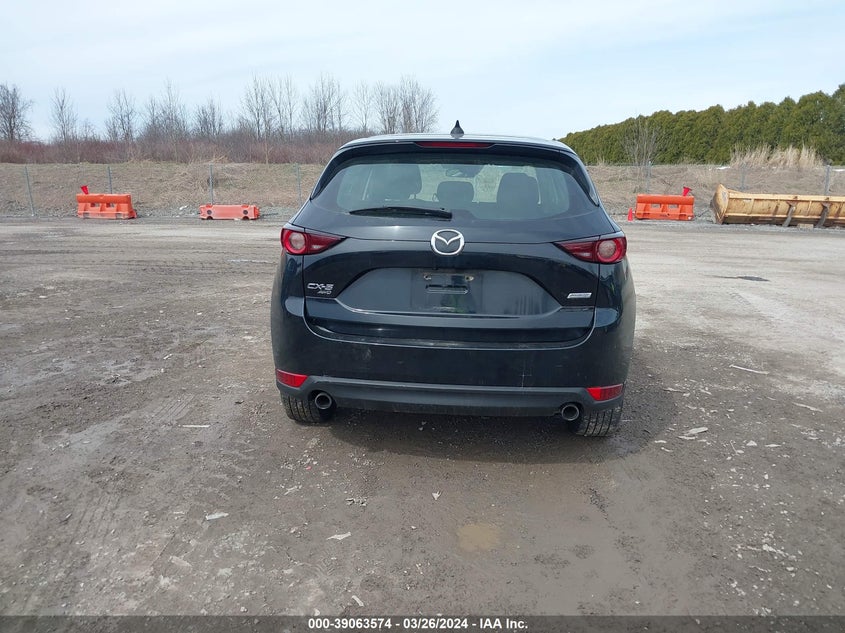 VIN JM3KFBBM7J0457786 2018 MAZDA CX-5 SPORT