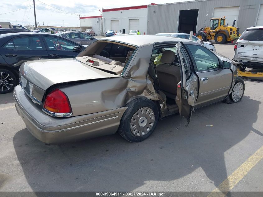 2FAFP71W83X125910 2003 Ford Crown Victoria Police