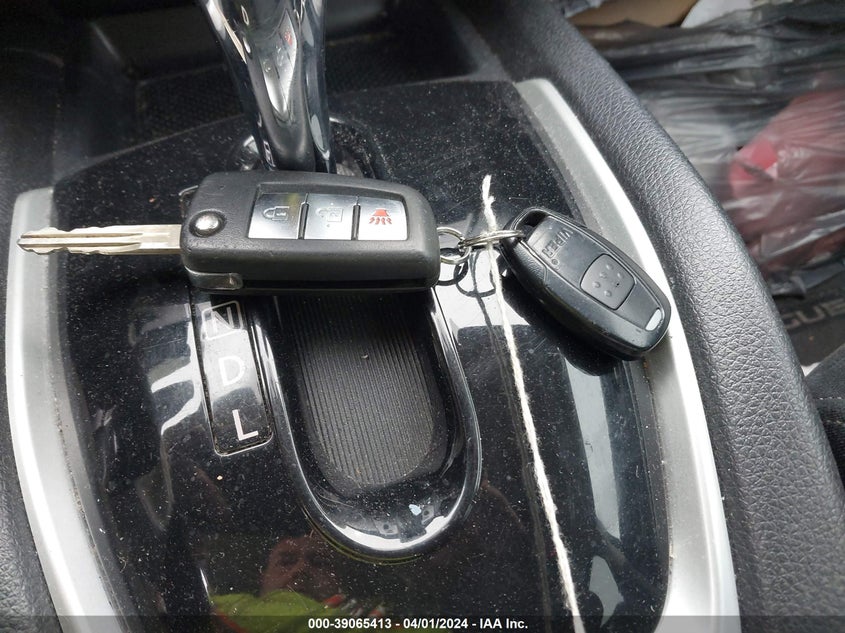 2016 NISSAN ROGUE S/SL/SV - JN8AT2MT3GW024154