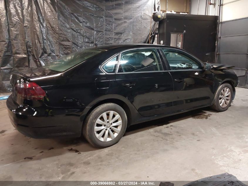 1VWAT7A35EC107416 2014 Volkswagen Passat 1.8T Wolfsburg Edition