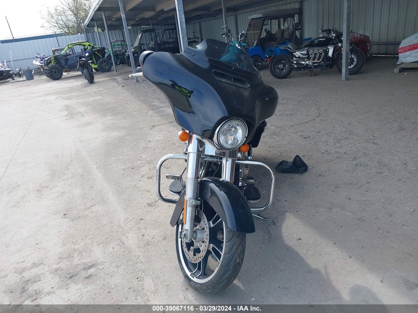 2015 HARLEY-DAVIDSON FLHX STREET GLIDE - 1HD1KBM15FB604457