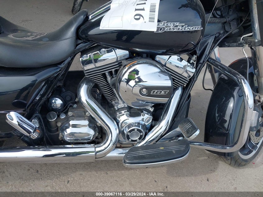 2015 HARLEY-DAVIDSON FLHX STREET GLIDE - 1HD1KBM15FB604457