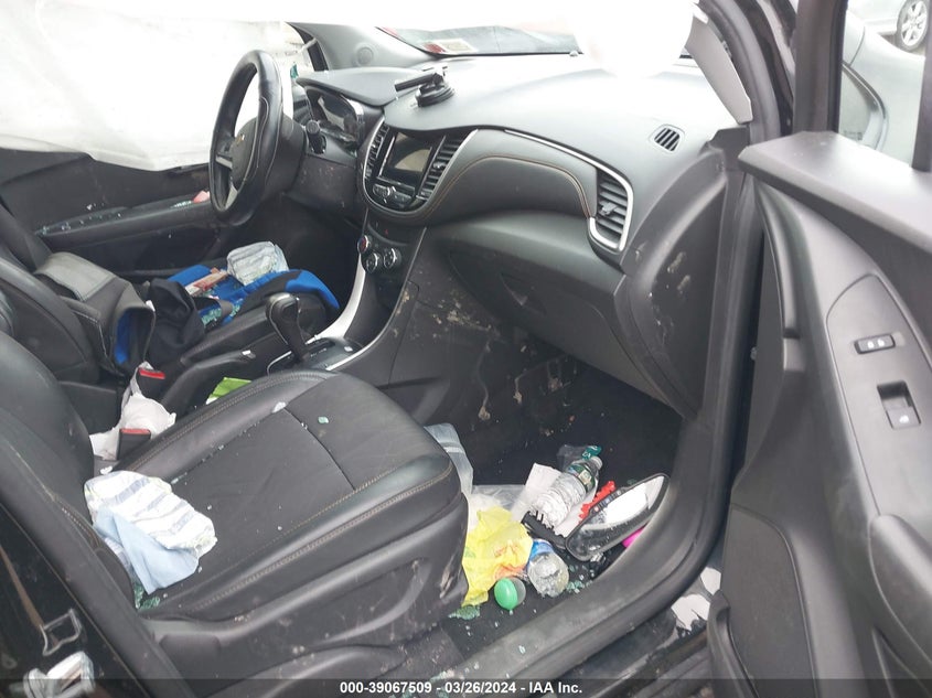 VIN KL7CJLSB1KB912473 2019 CHEVROLET TRAX LT
