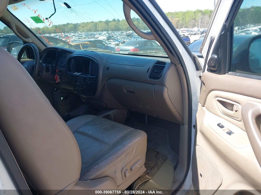 2003 Toyota Sequoia Sr5 V8 VIN: 5TDZT34A13S163020 Lot: 39067755