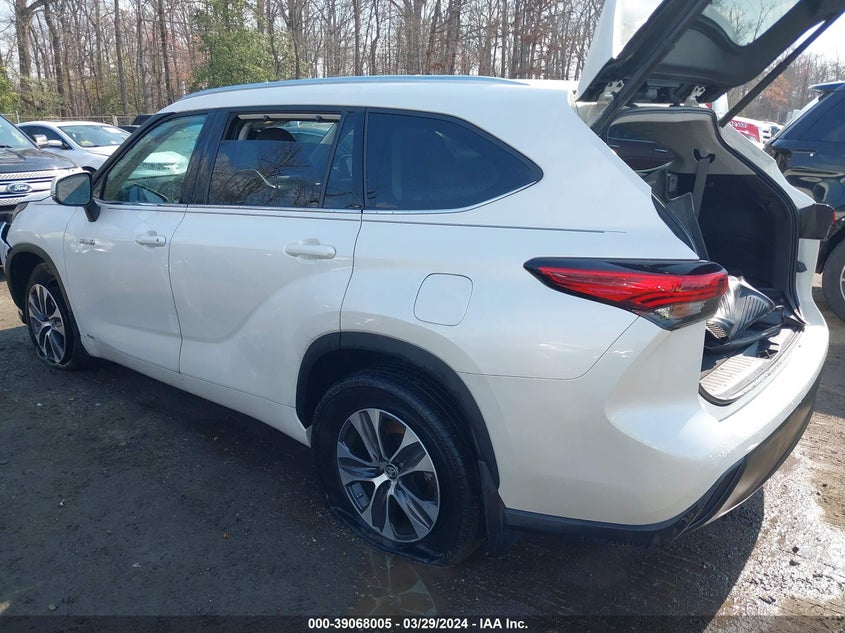 2021 TOYOTA HIGHLANDER VIN: 5TDGBRCH1MS033834