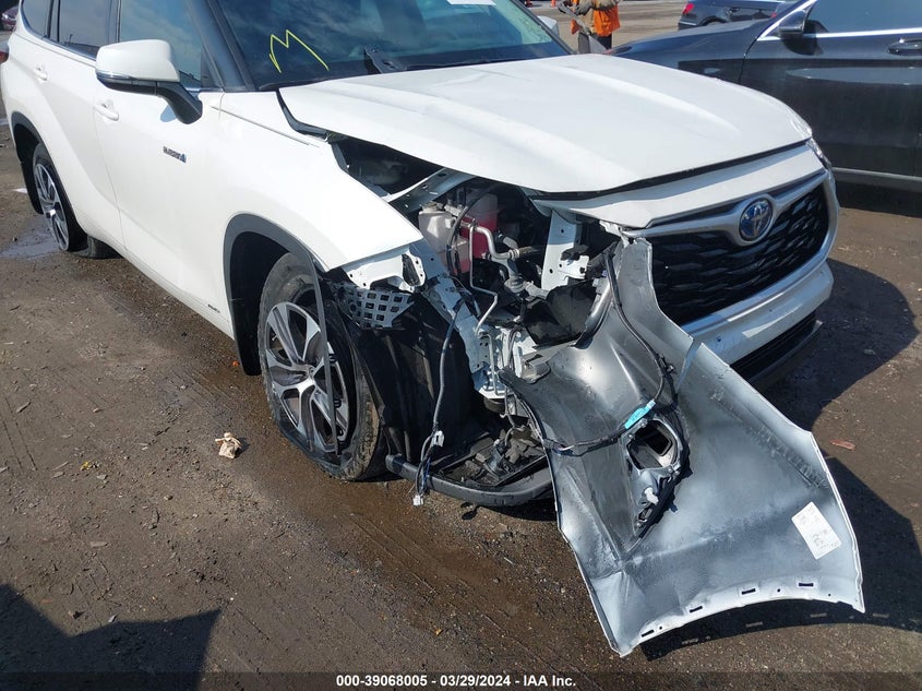 2021 TOYOTA HIGHLANDER VIN: 5TDGBRCH1MS033834