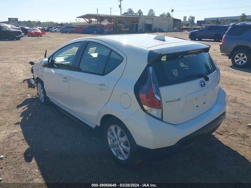 2017 Toyota Prius C Three VIN: JTDKDTB39H1596687 Lot: 39068649