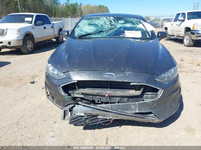 2019 Ford Fusion Hybrid Se VIN: 3FA6P0LU0KR256670 Lot: 39068949