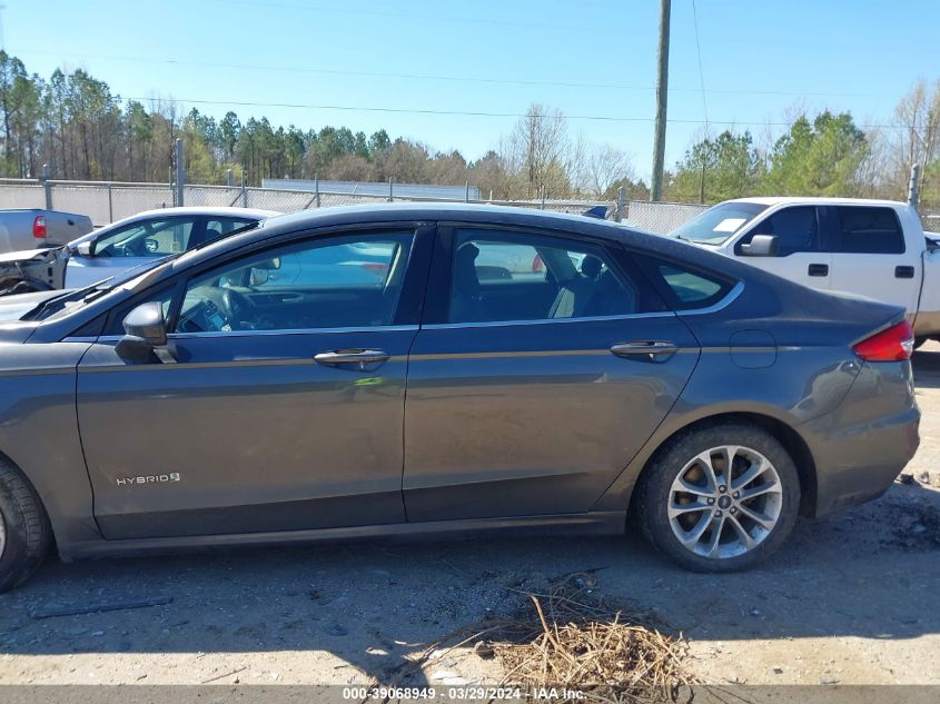 2019 Ford Fusion Hybrid Se VIN: 3FA6P0LU0KR256670 Lot: 39068949