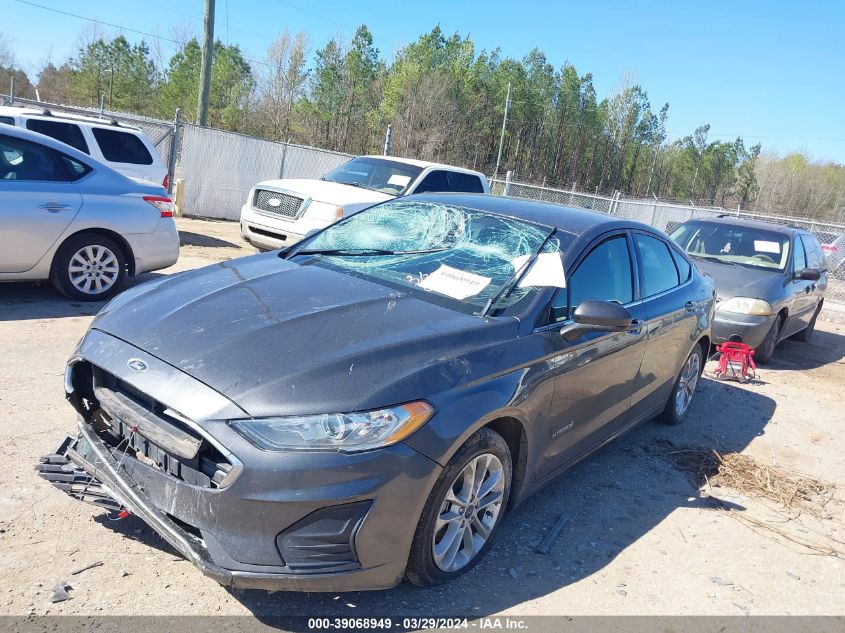 2019 Ford Fusion Hybrid Se VIN: 3FA6P0LU0KR256670 Lot: 39068949